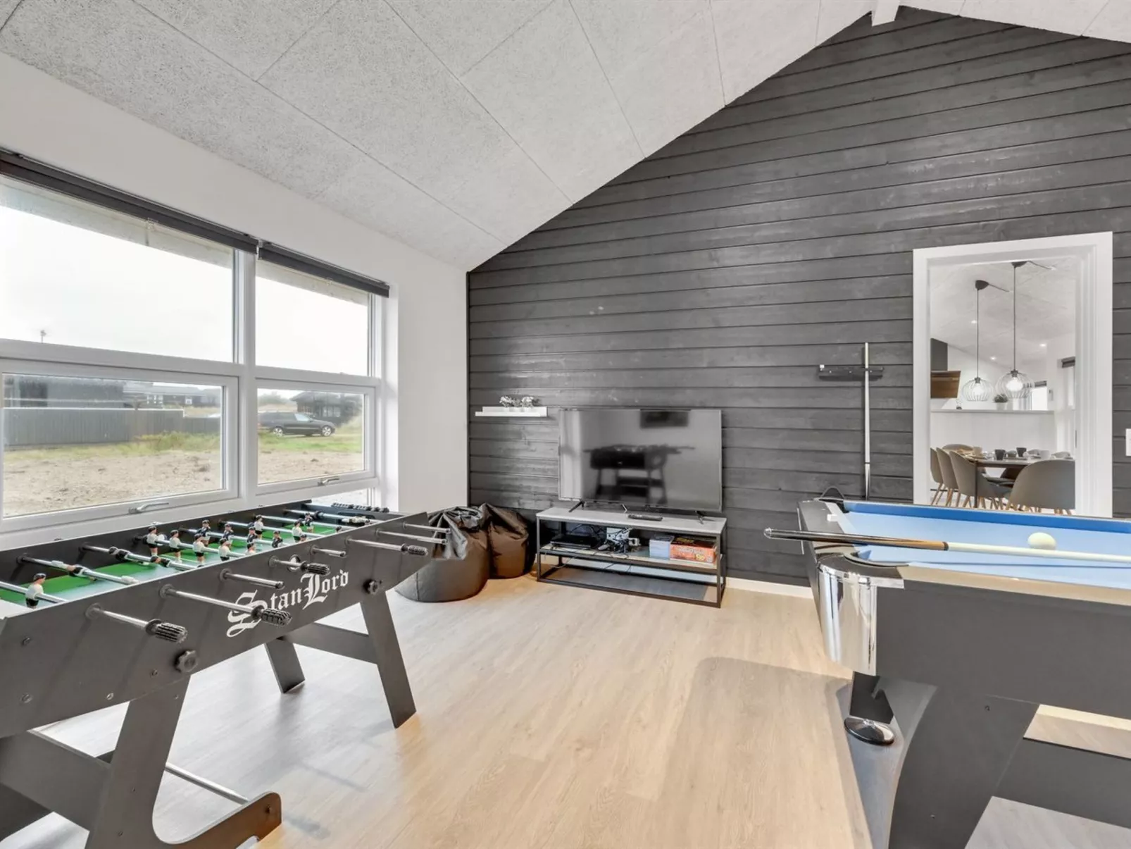 "Nis" - 450m from the sea-Dedans