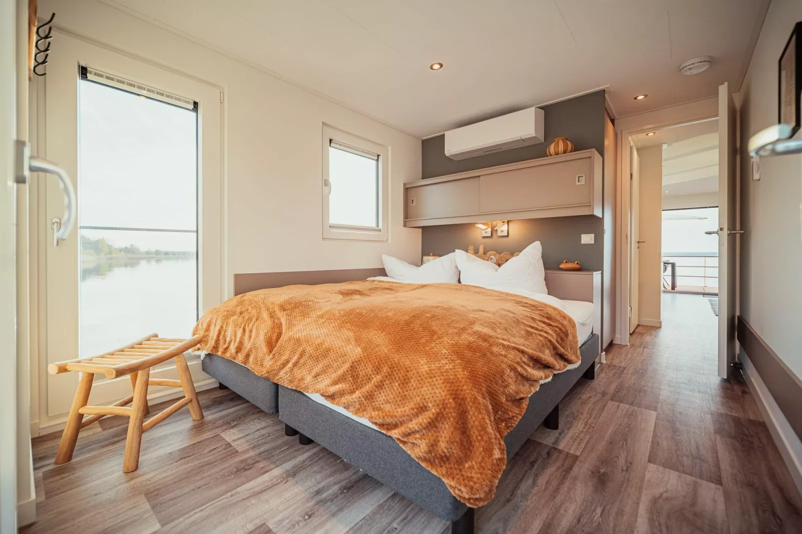 Hausboot am Gräbendorfer See-Bedroom