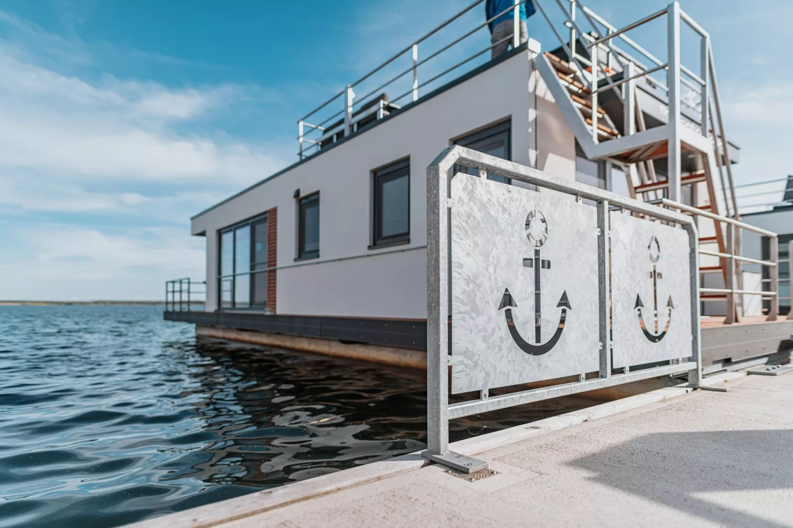 Hausboot am Gräbendorfer See-Exterior summer