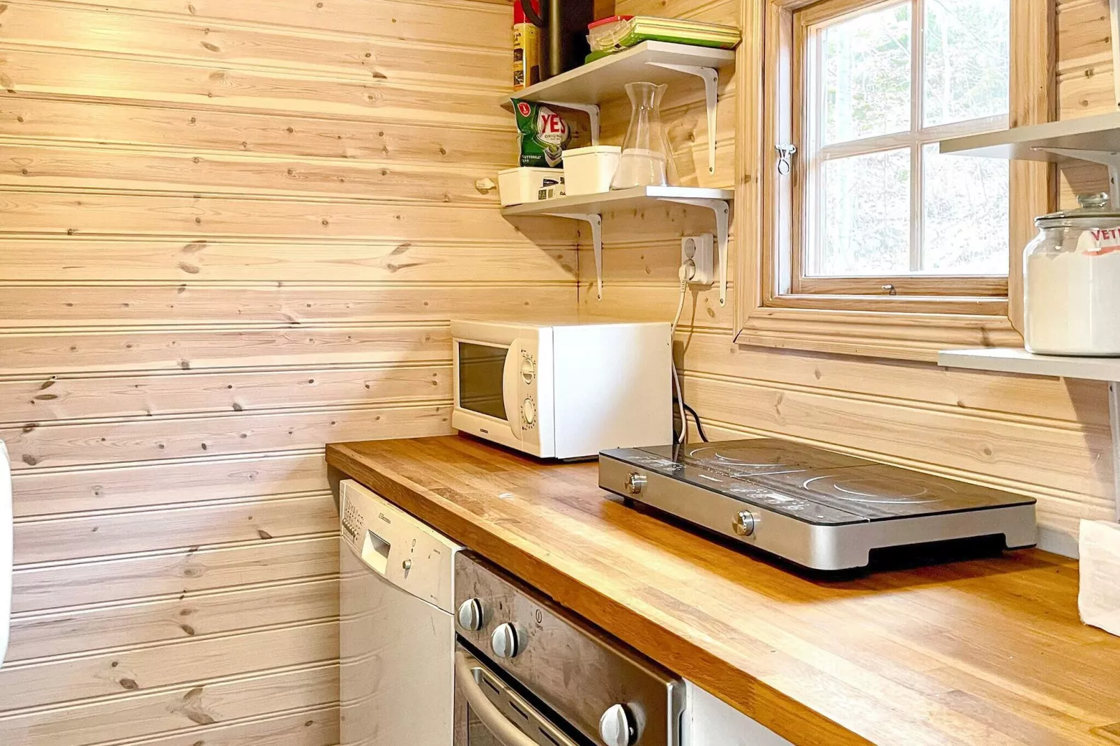 8 person holiday home in FAGERHULT-By Traum-Indoor