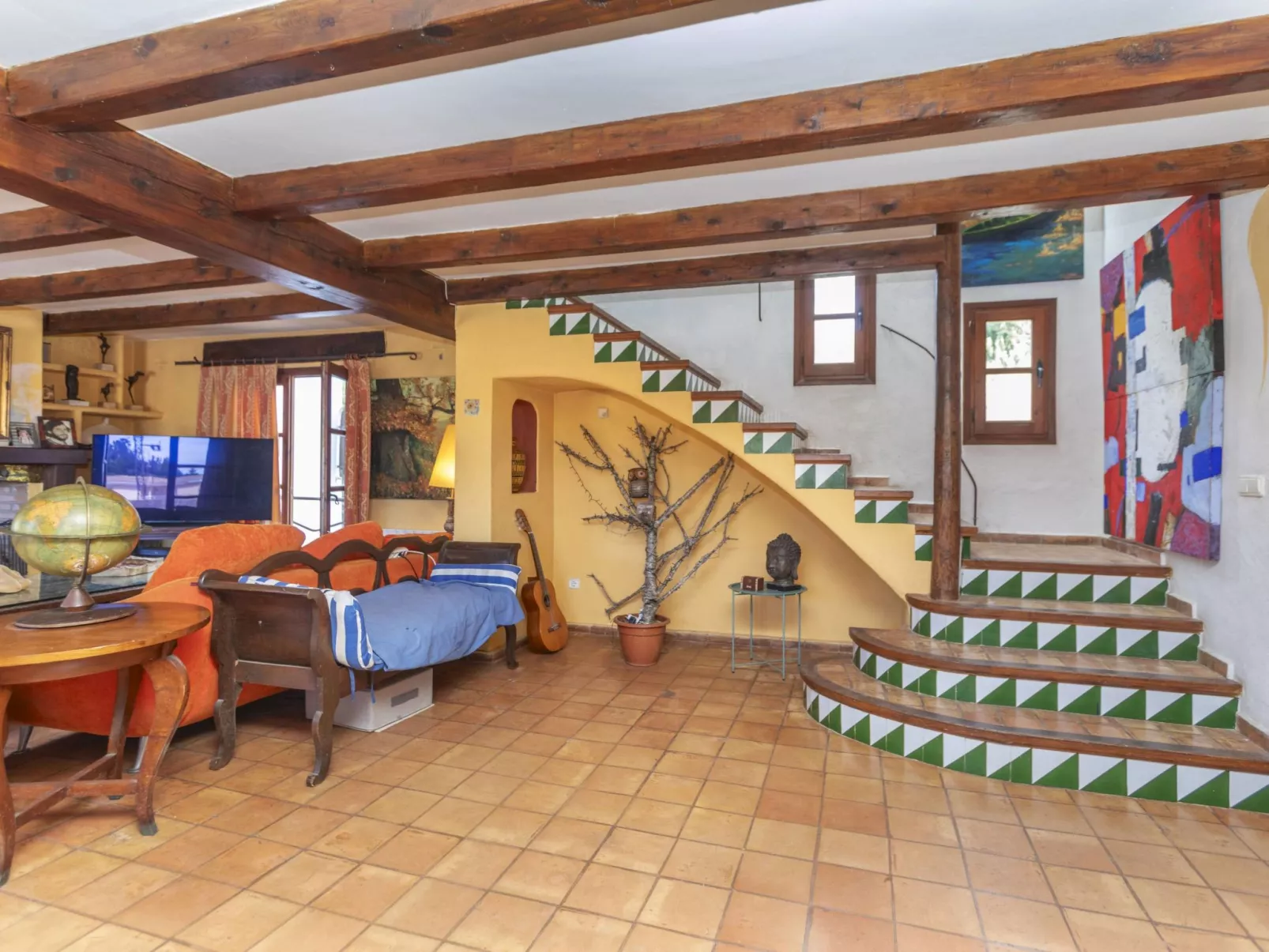 Santorini-Inside
