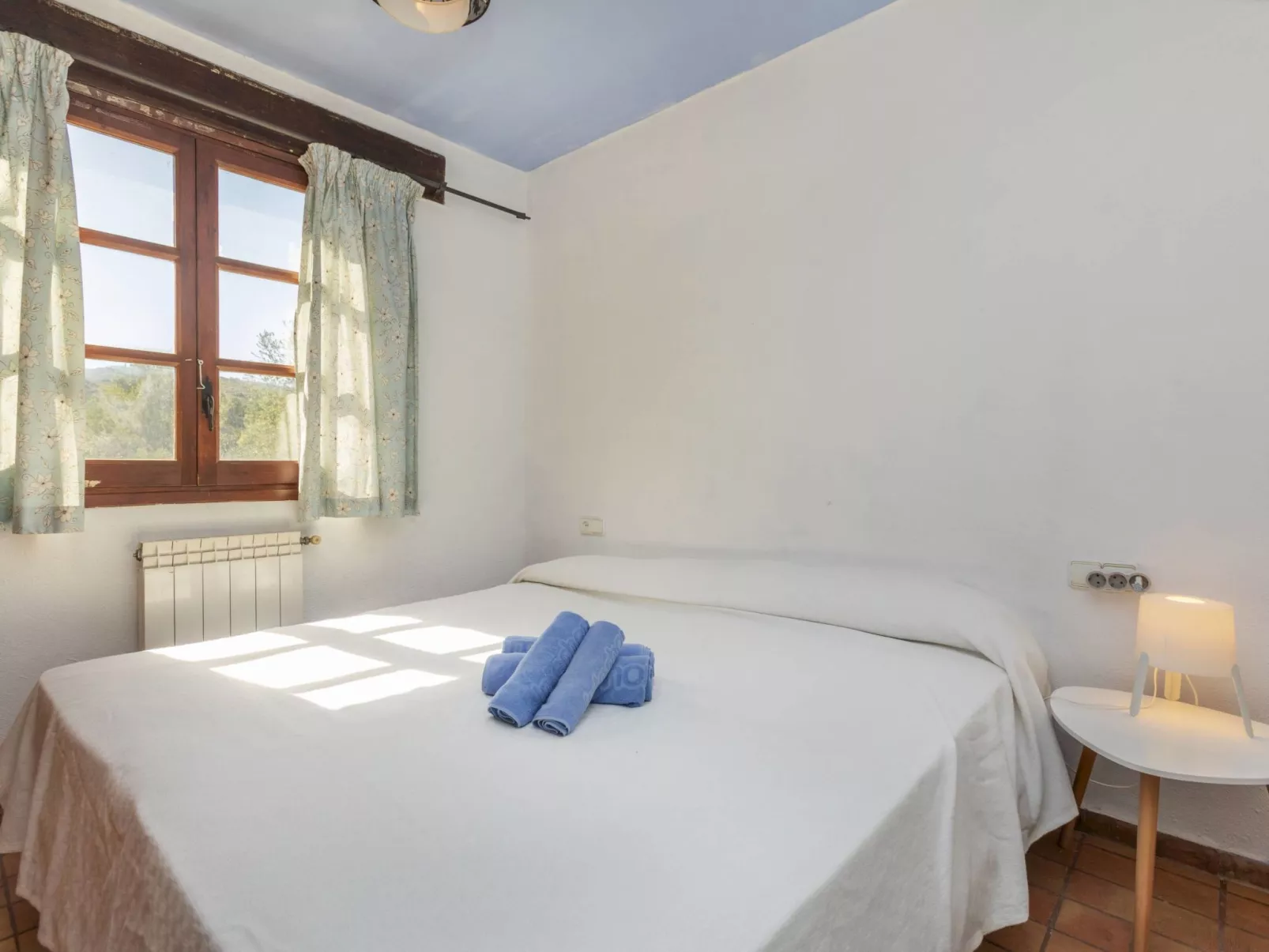 Santorini-Inside