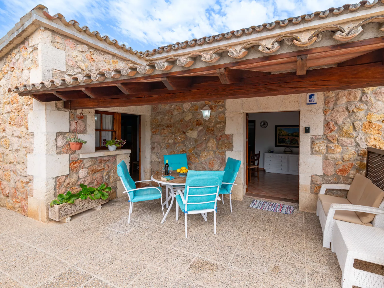 Villa Colonya Jaume-Outside