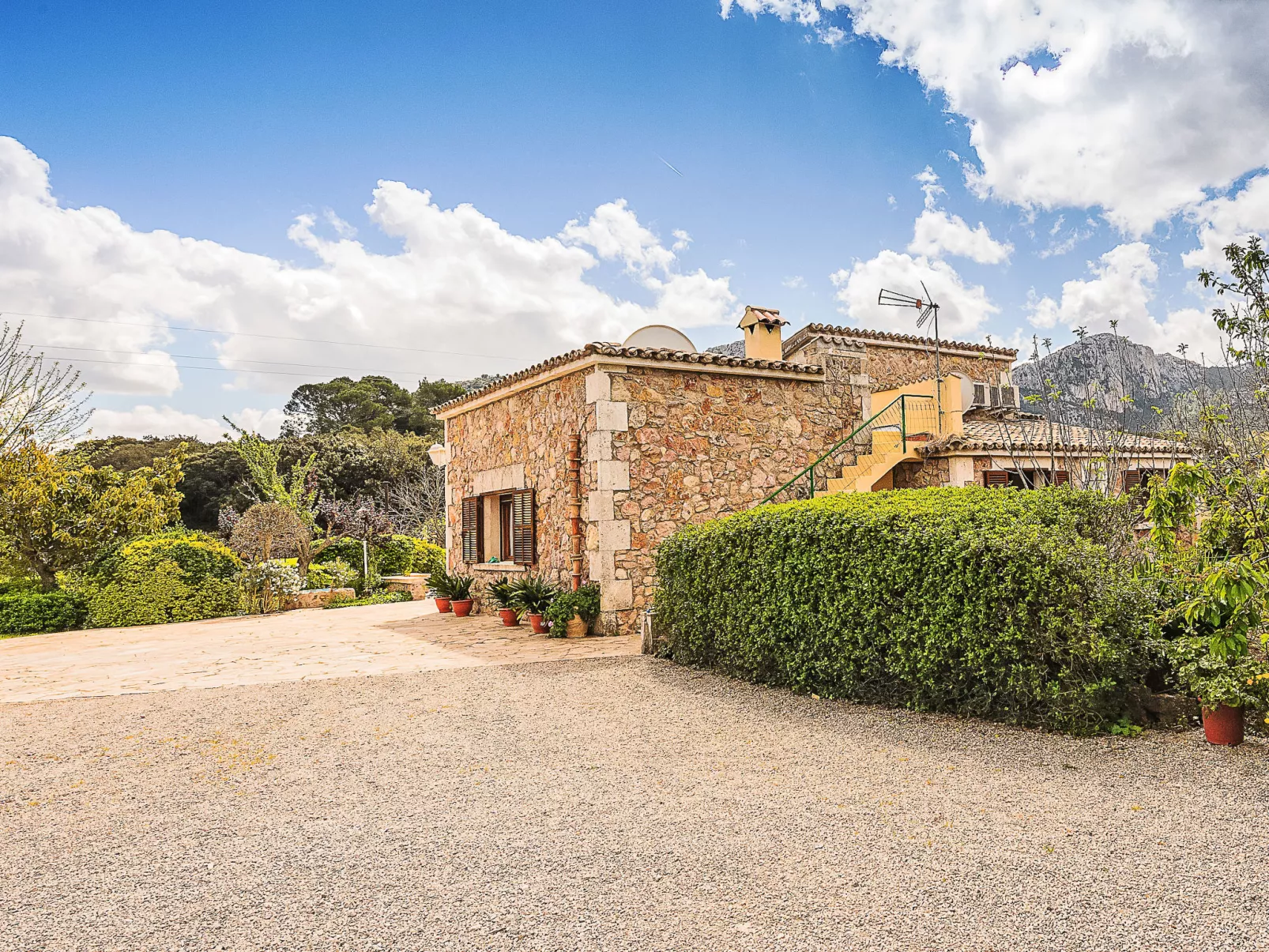Villa Colonya Jaume-Outside