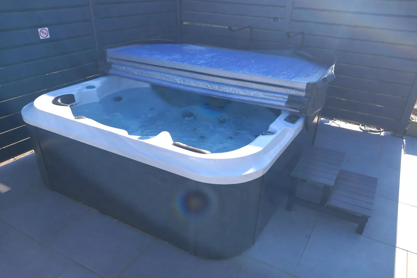 Gite à la ferme avec Piscine intérrieur  sauna et bains à remous-Bien-être