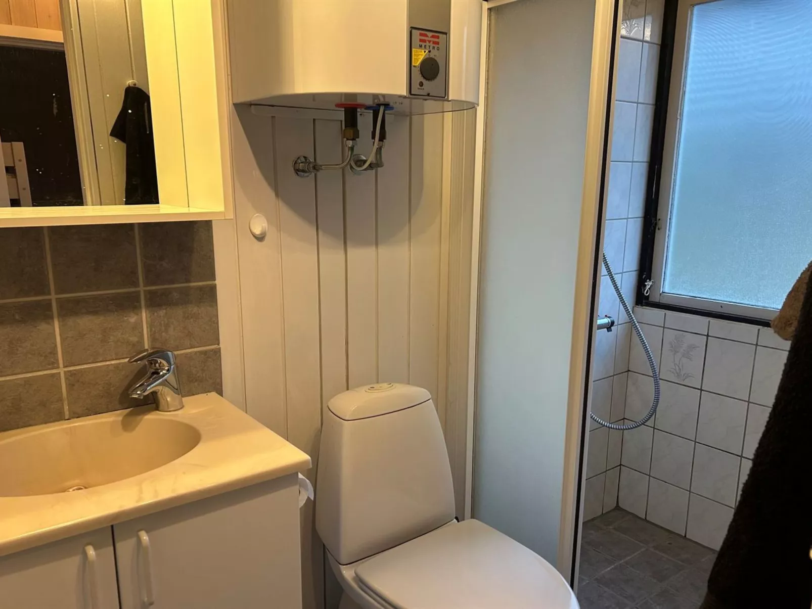 "Ahti" - 340m from the sea-Inside