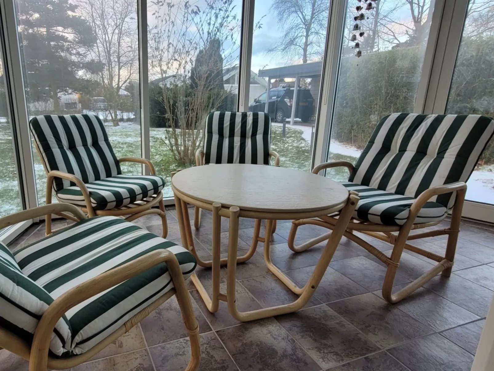 "Hane" - 750m from the sea-Inside