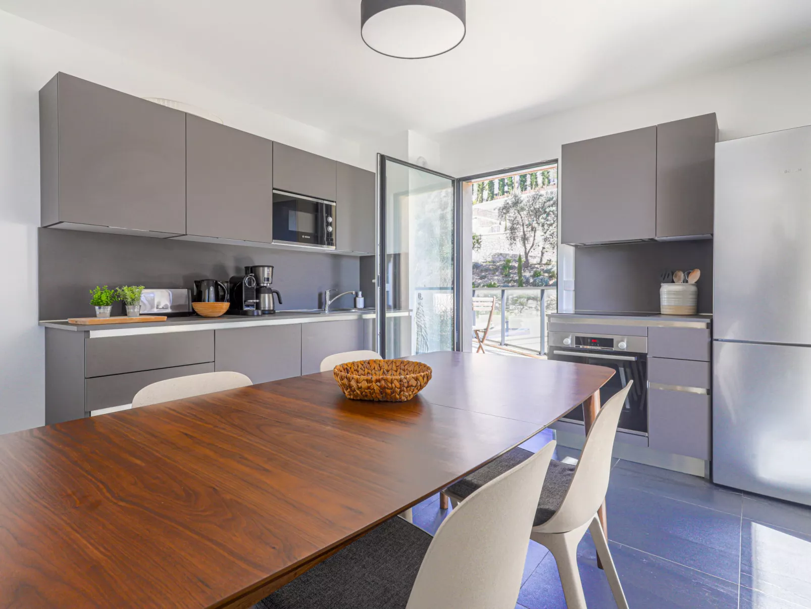 Prestige view-Inside