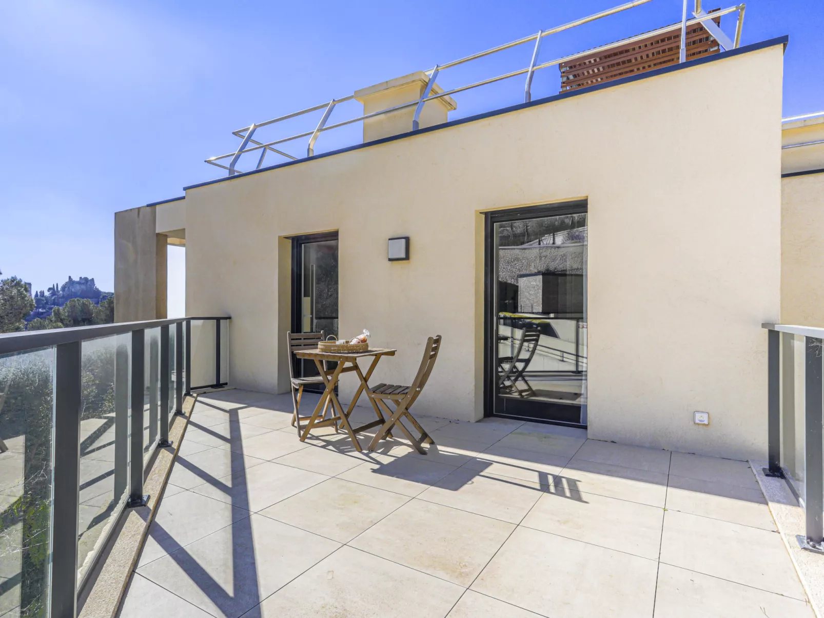 Prestige view-Outside