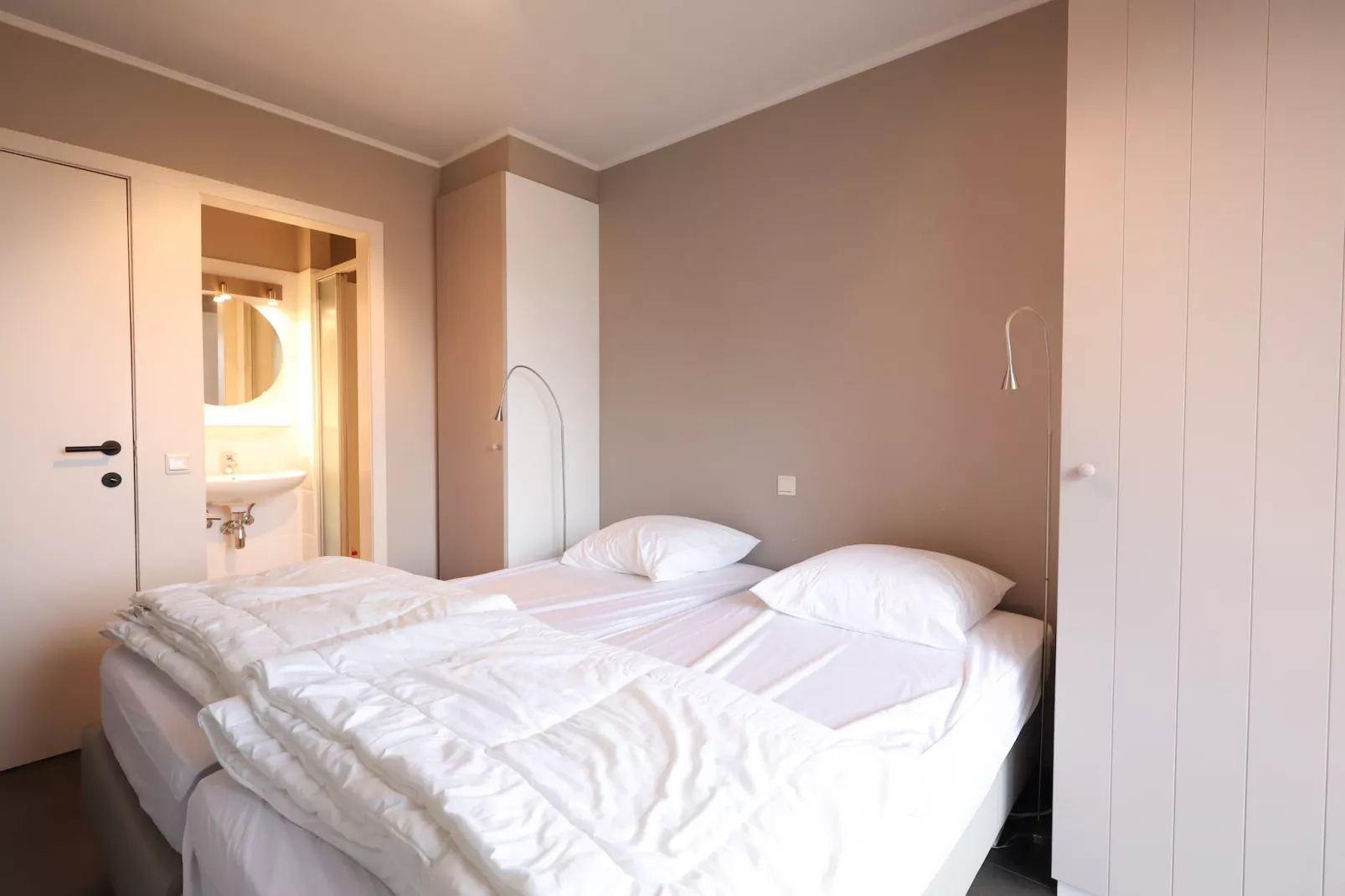 GAUQAB/GAUA3-Bedroom