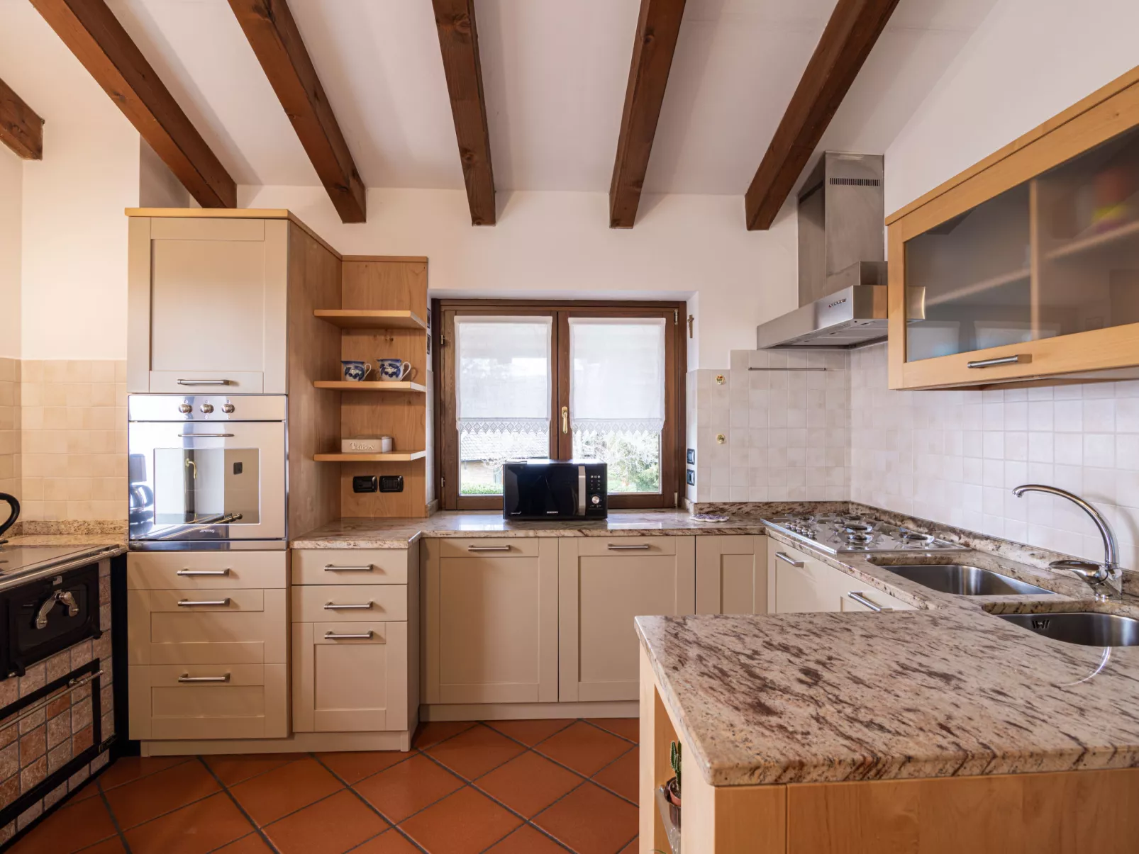 Casa Monte Nero-Inside