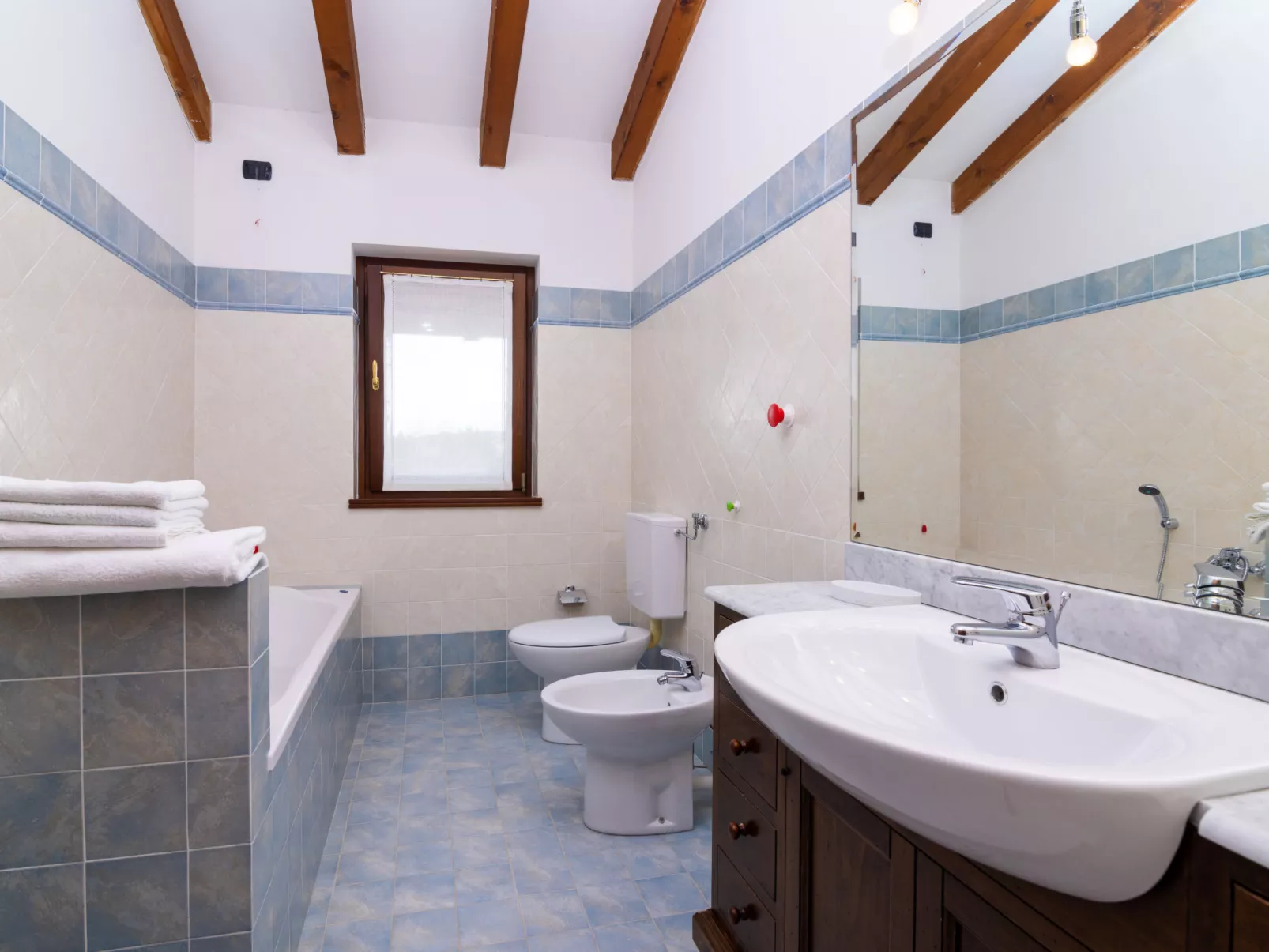 Casa Monte Nero-Inside