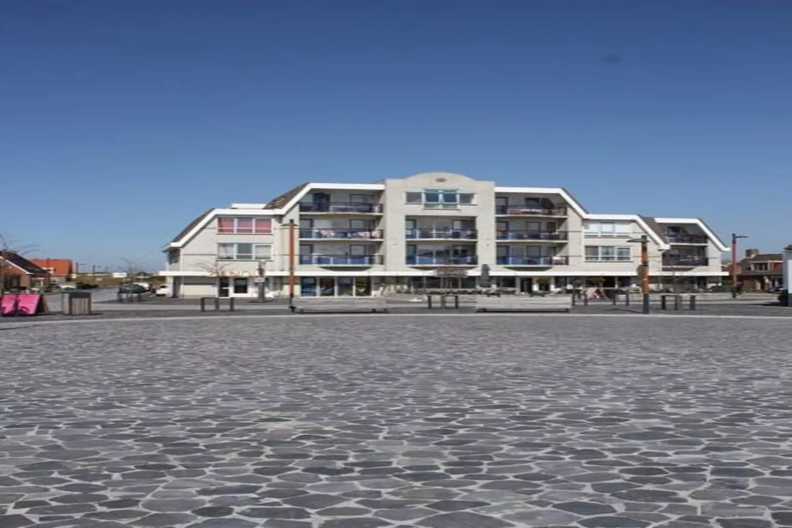 Beach 15-20