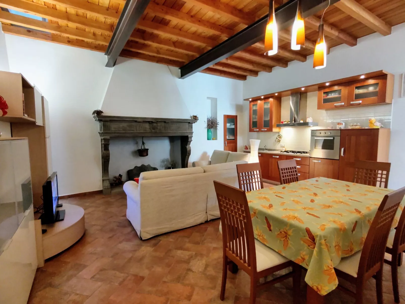 La Cascina-Inside