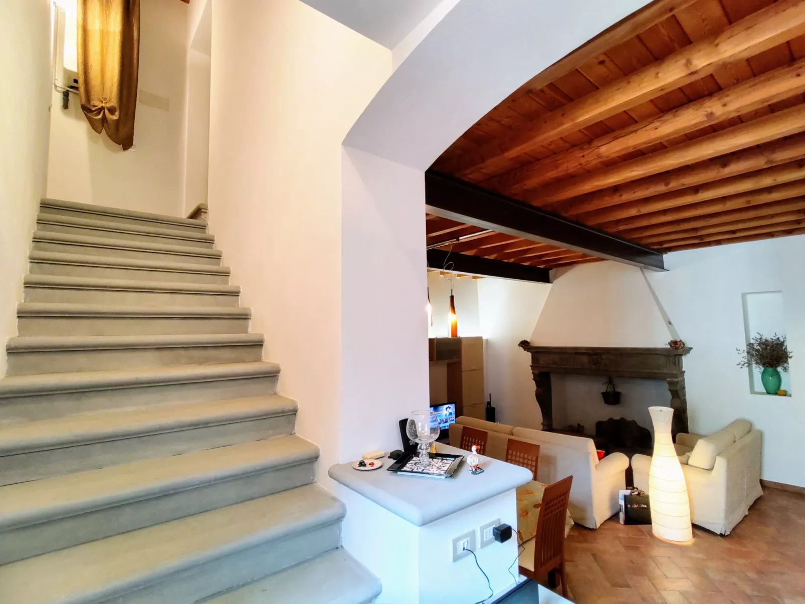 La Cascina-Inside