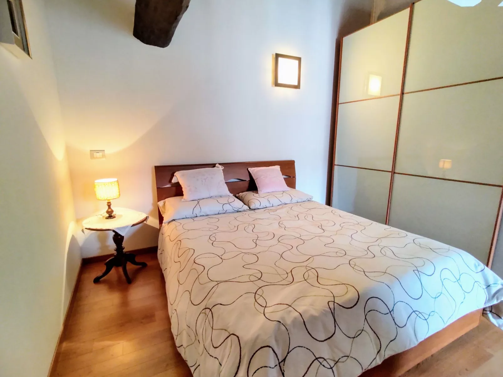 La Cascina-Inside