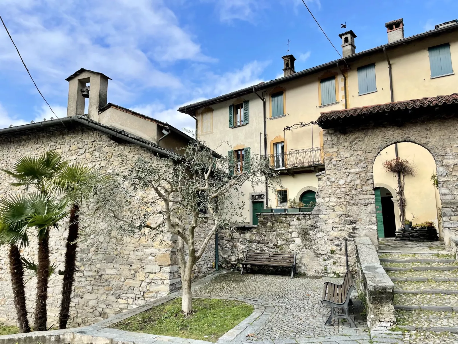 La Cascina-Outside