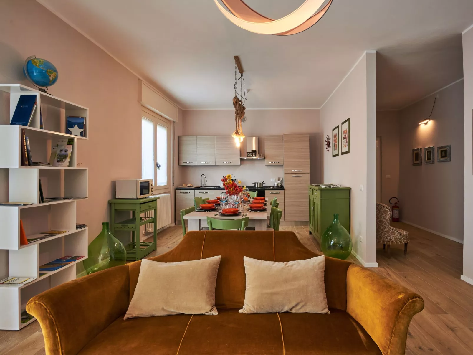 Giuseppina-Inside