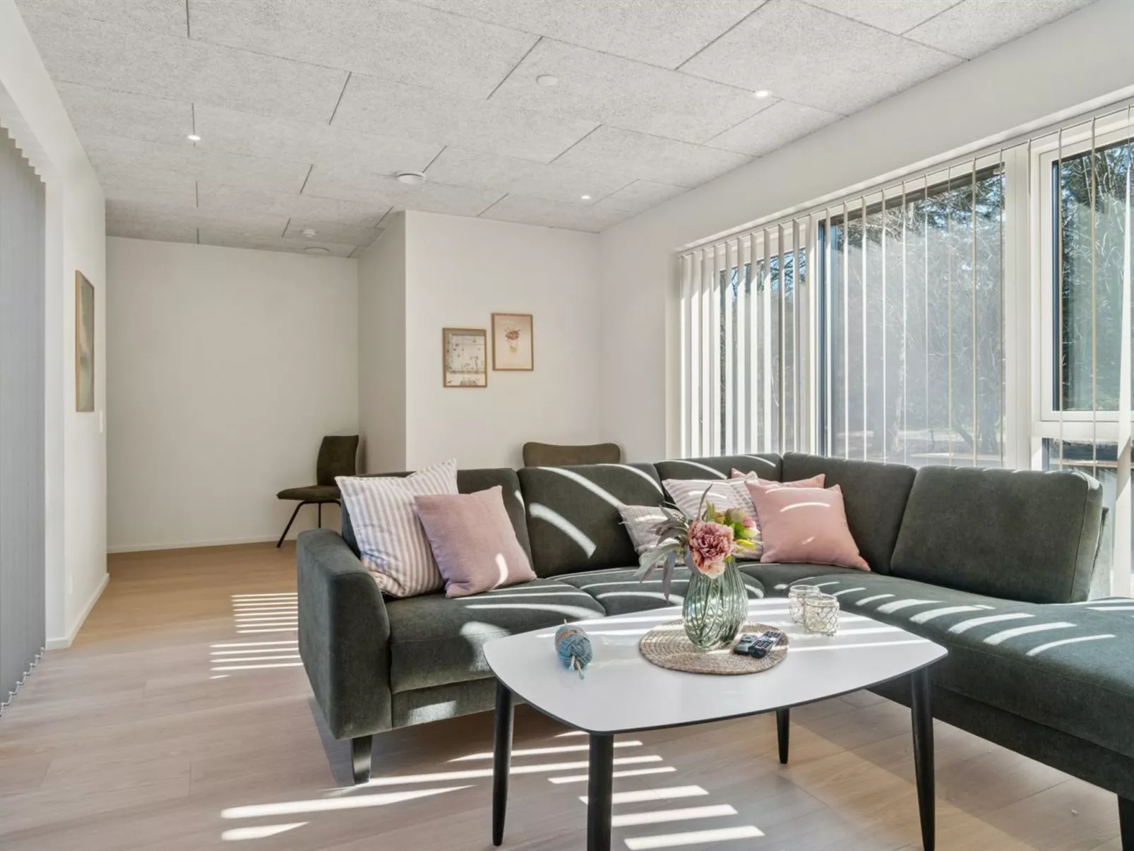 "Hortense" - 900m from the sea-Inside
