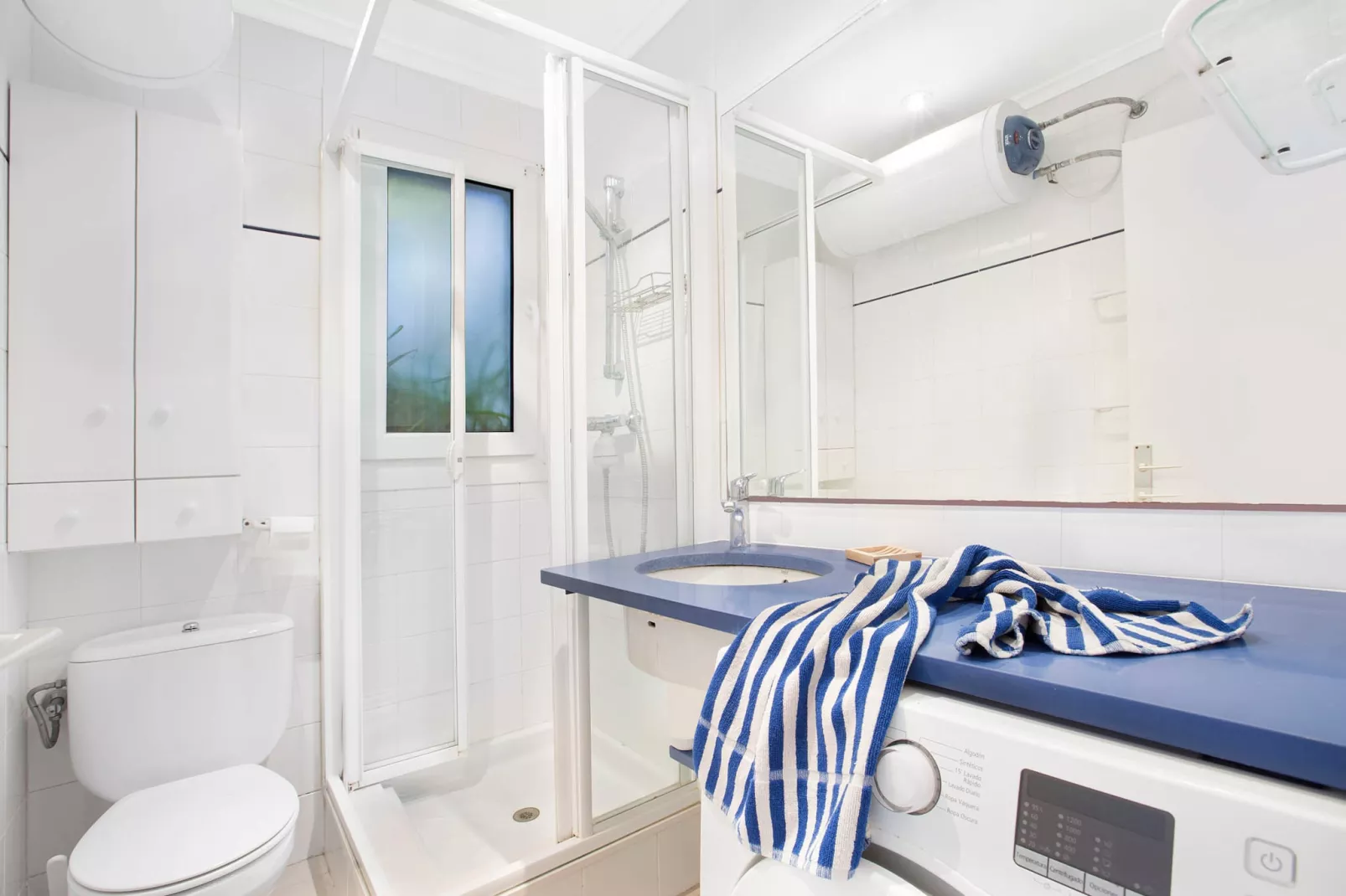 Cliper H-3-Bathroom