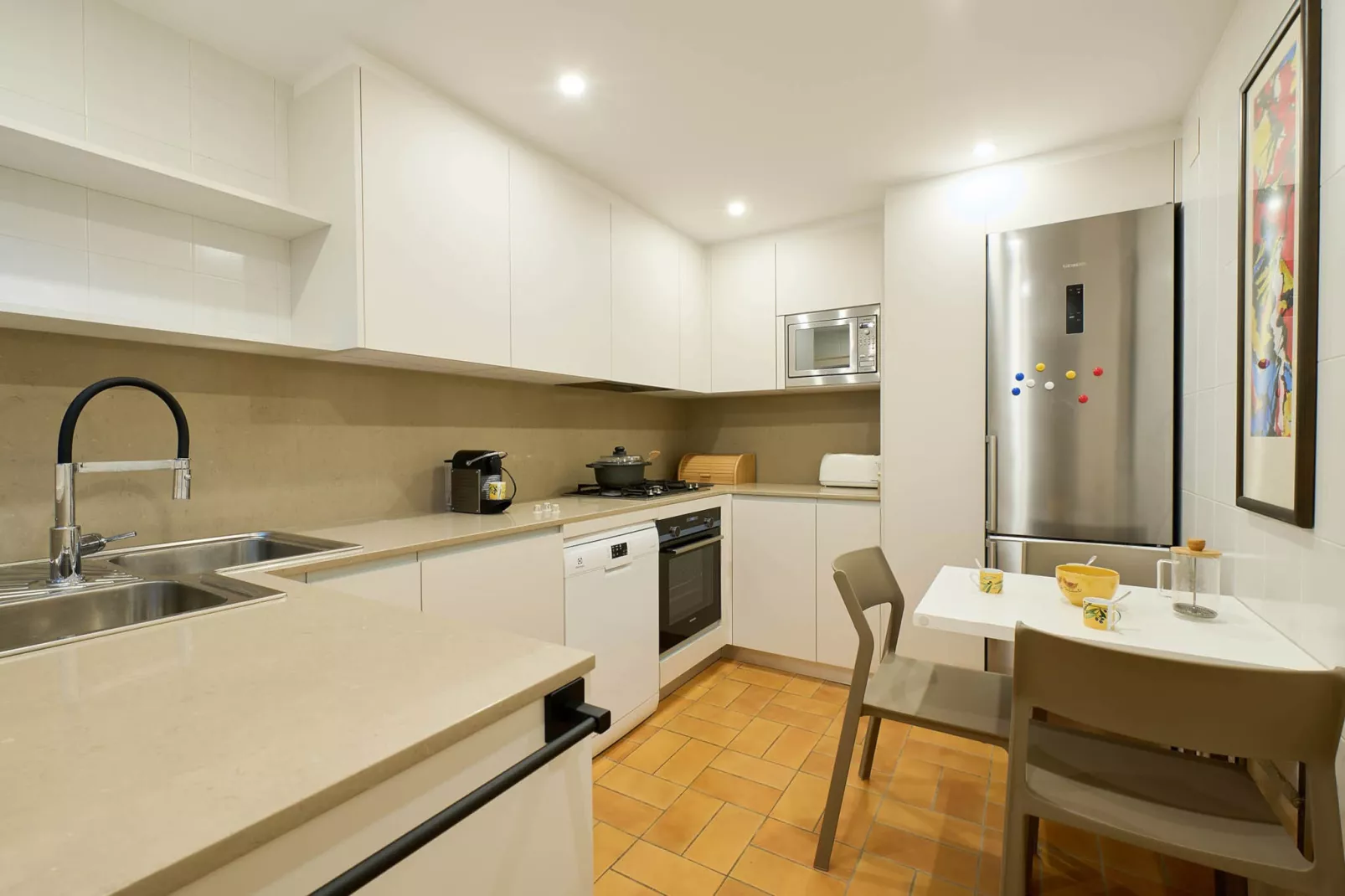 Cliper L-1-Kitchen