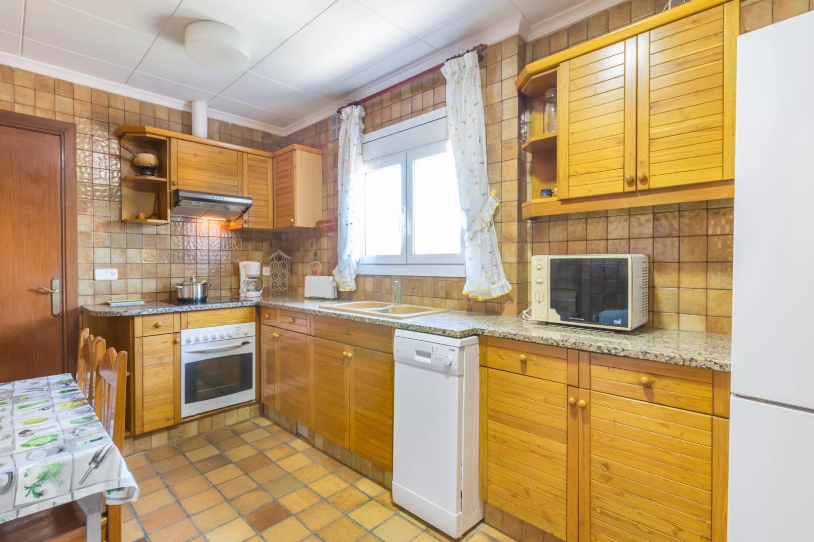 Del Pi-Kitchen