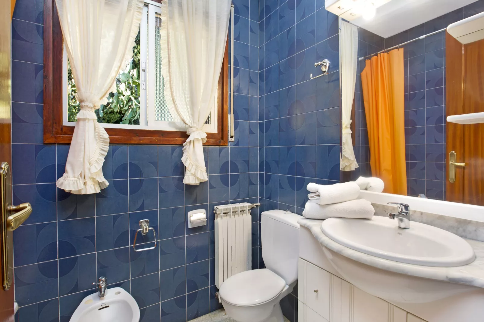 Maer-Bathroom
