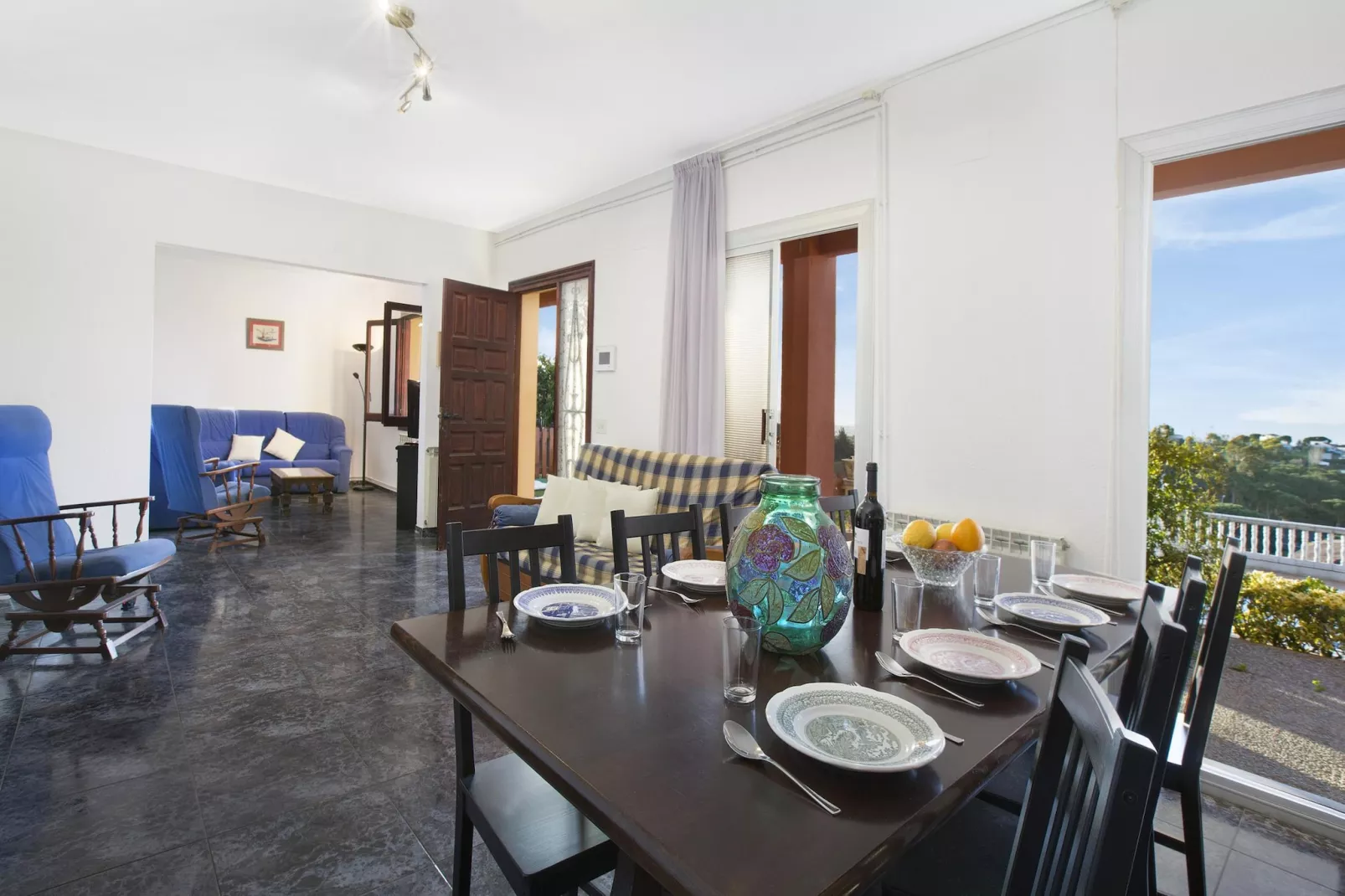 Maer-Dining room
