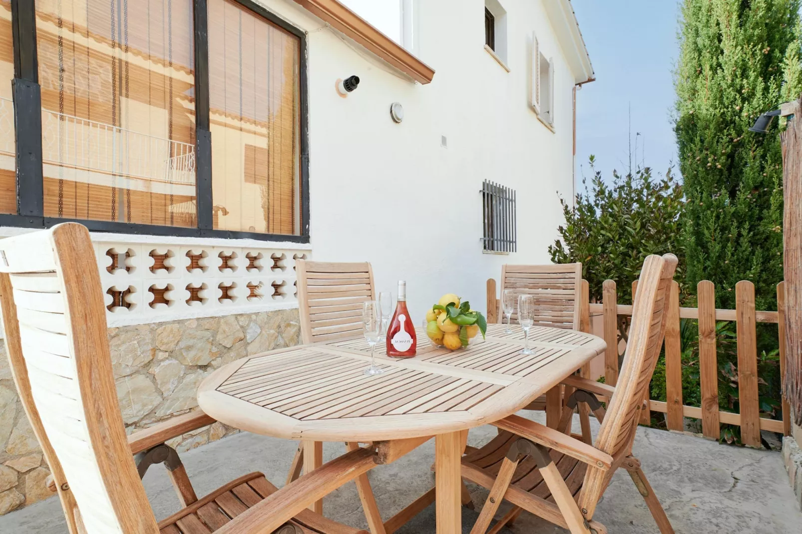Tensi-Terrace balcony