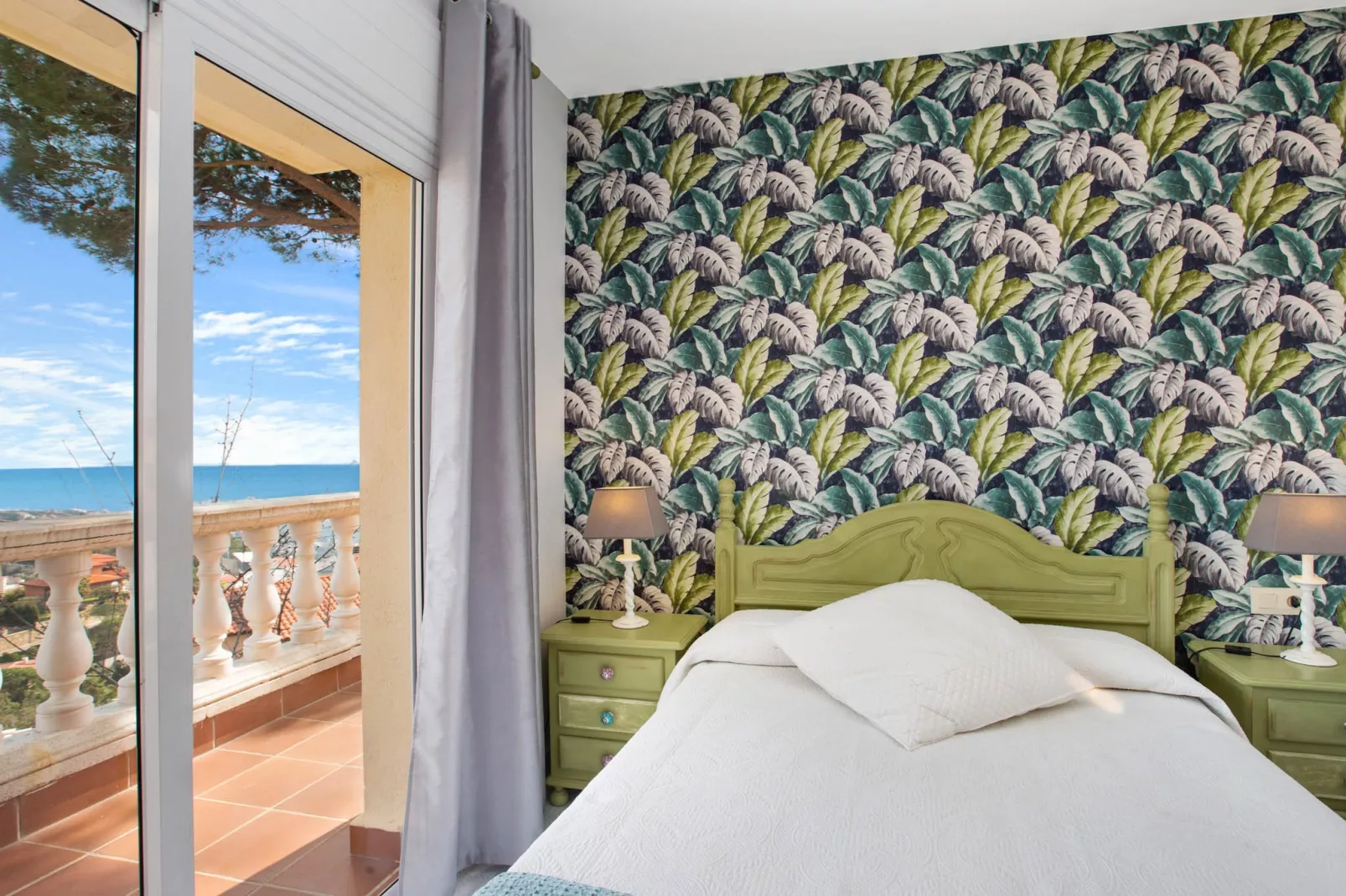 Crisantemo-Bedroom
