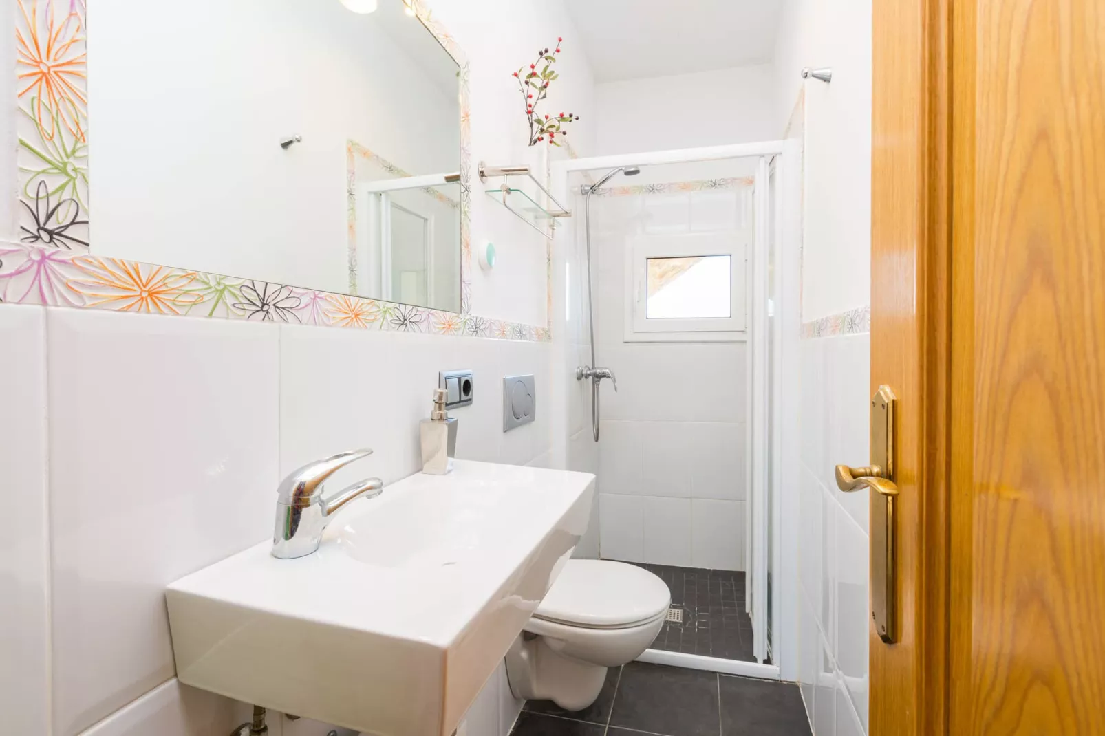 Crisantemo-Bathroom