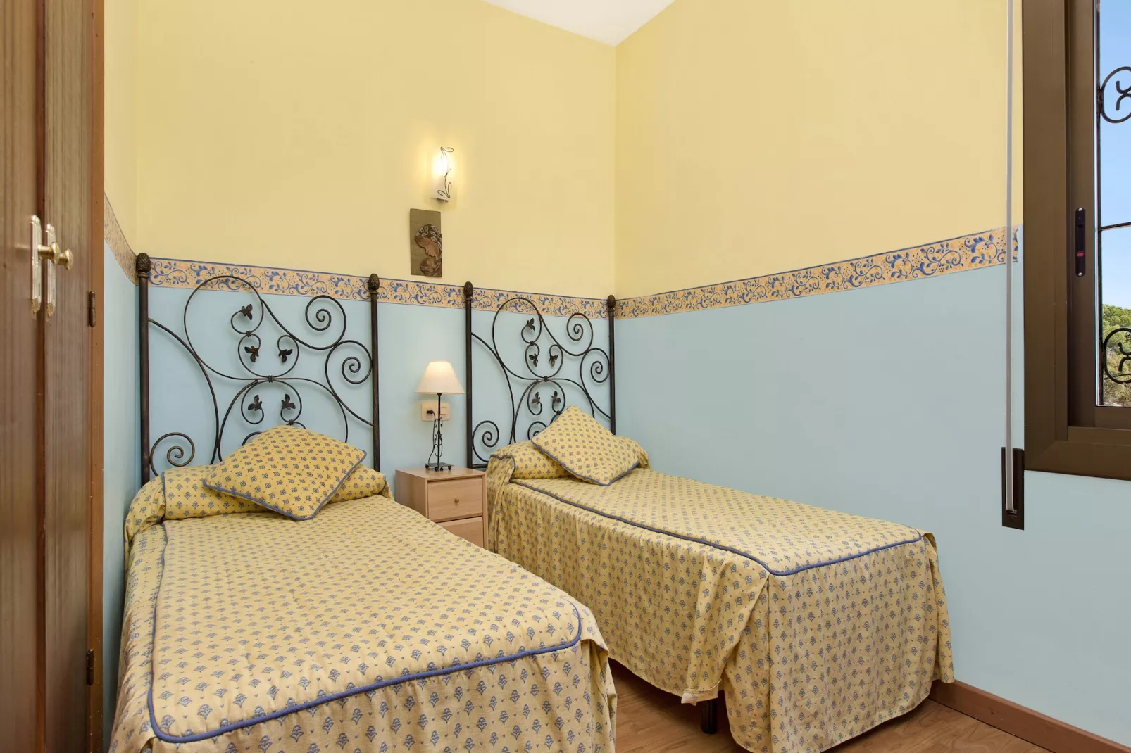 Inma-Bedroom
