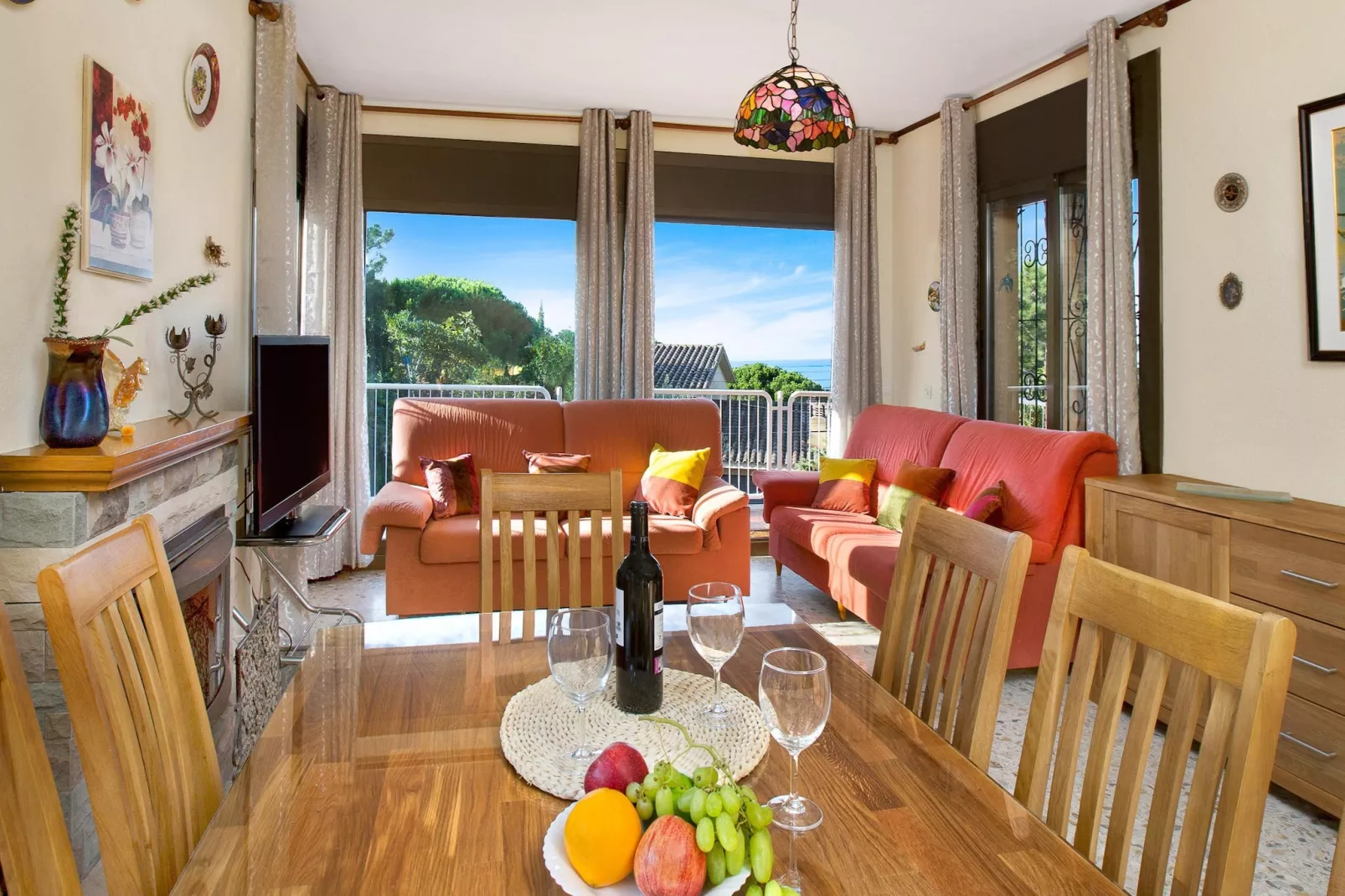 Inma-Dining room