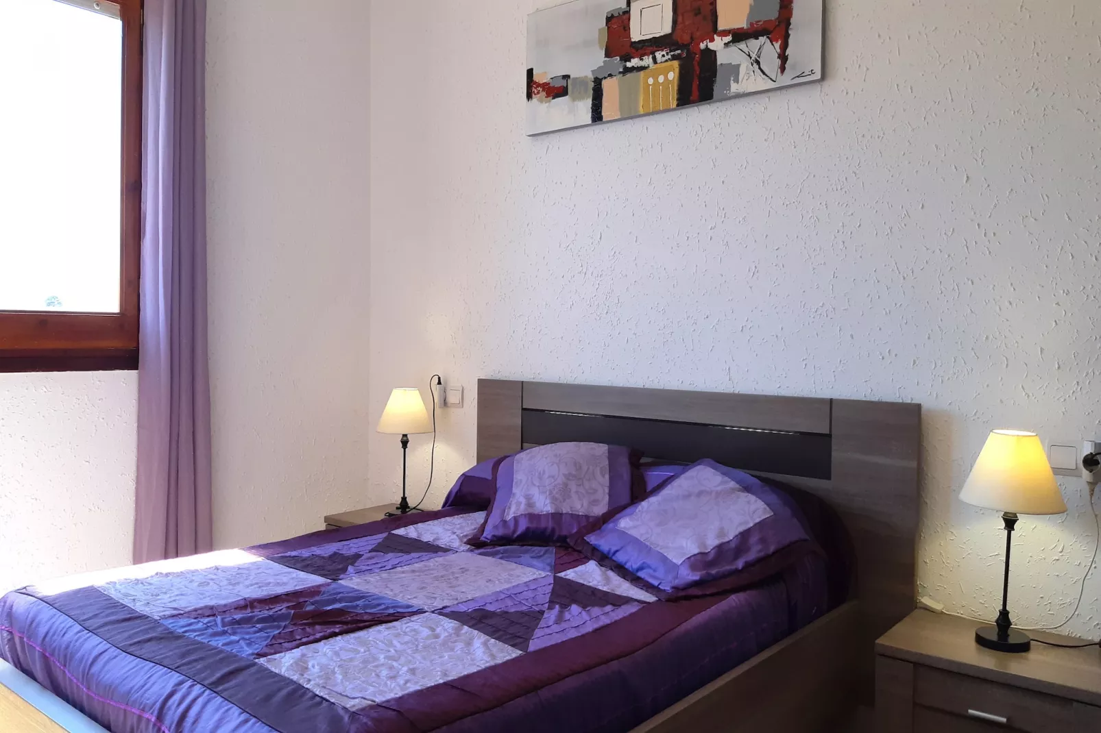 Julia-Bedroom