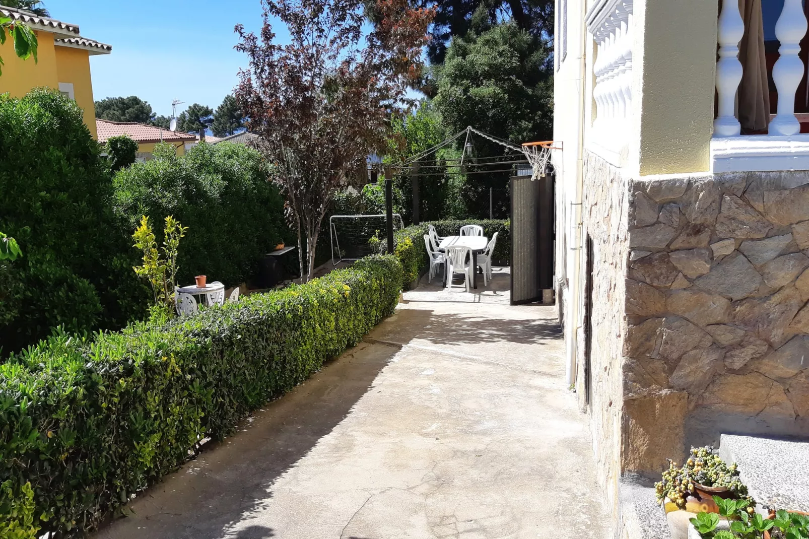 Julia-Terrace