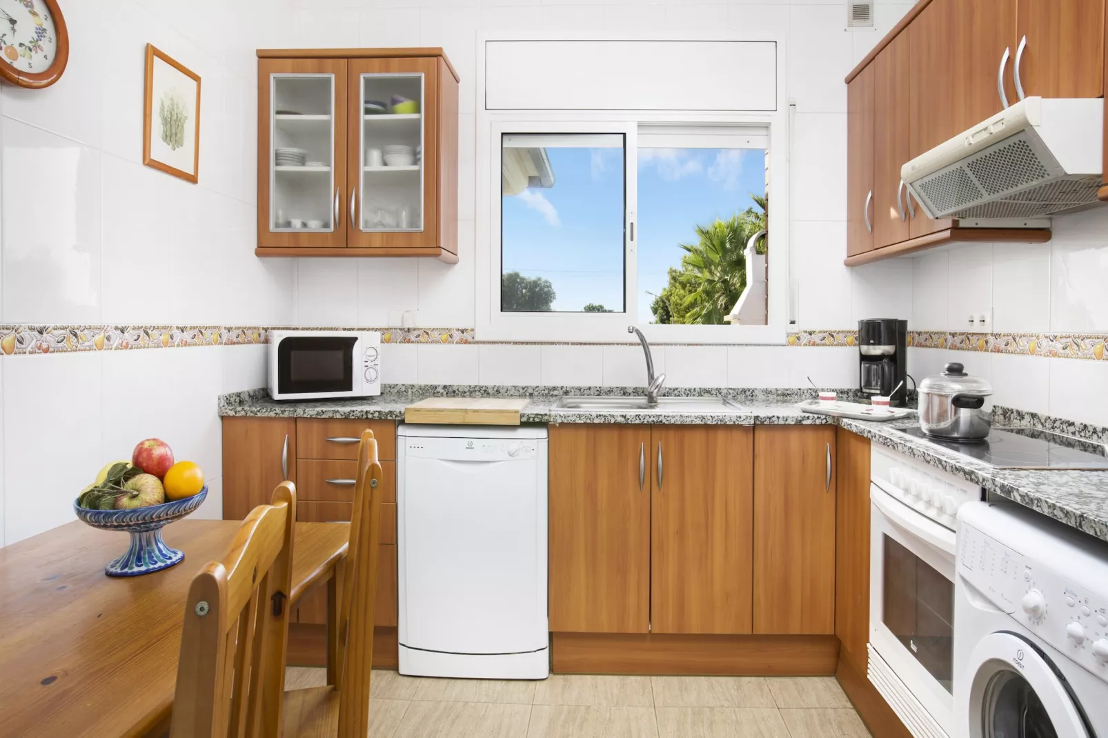 Marian-Kitchen