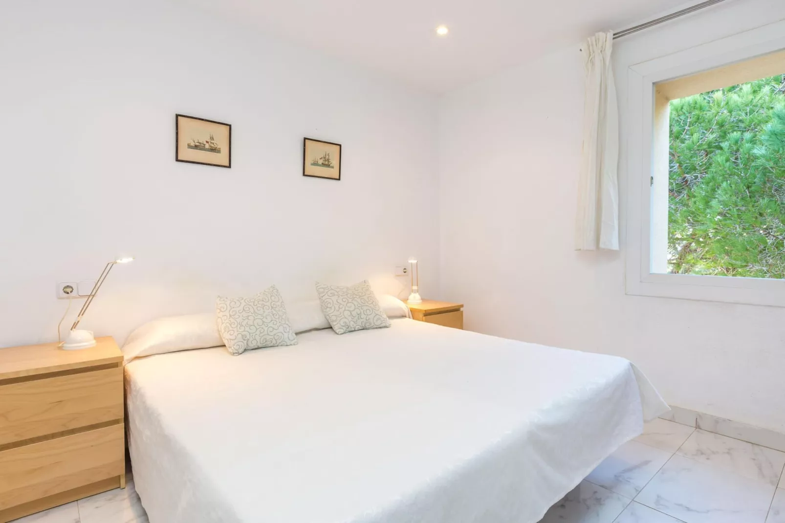 Paulina-Bedroom