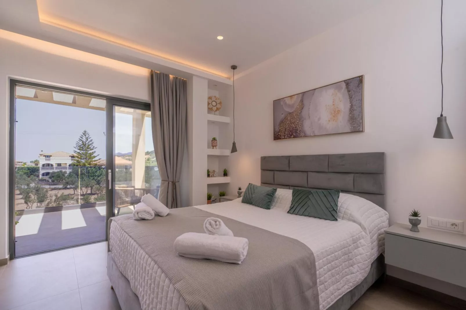 Diamond Villa with swimming pool