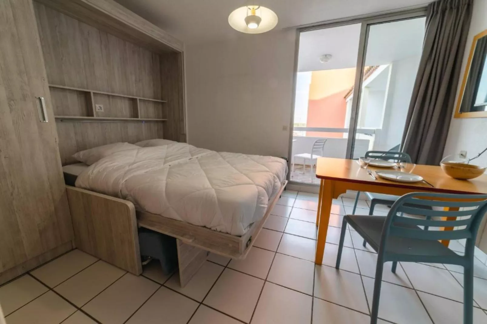 Appartement 1 Pièce 3 Personnes 1  bébé Vue Port