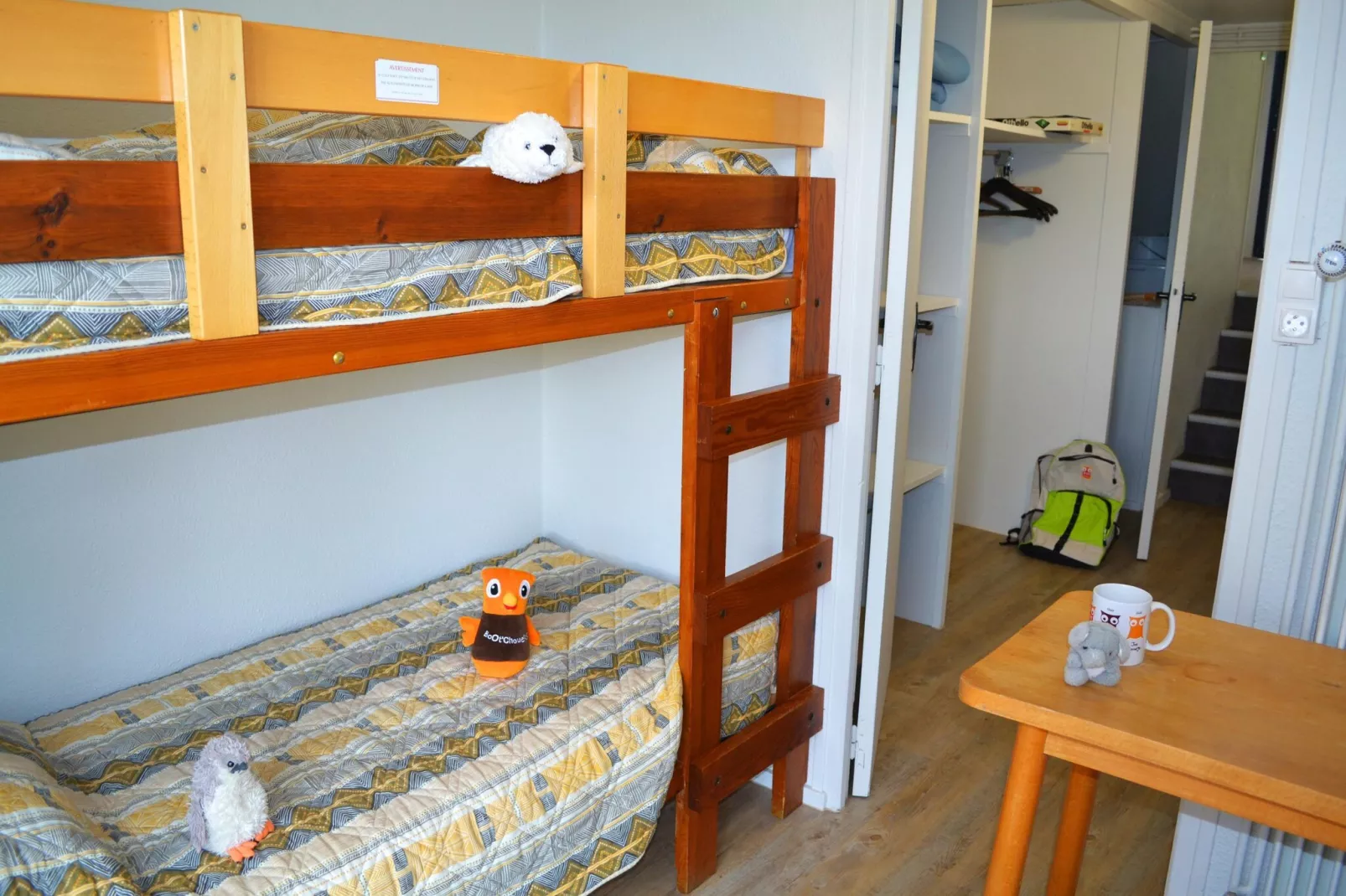 Saint-Julien-Chapteuil - Gîte 2 Pièces 4 Personnes 1  bébé-Bedroom