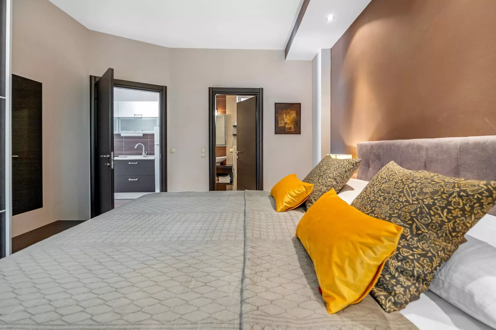 Blanka N2 - Shared Jacuzzi, Magical Garden-Bedroom