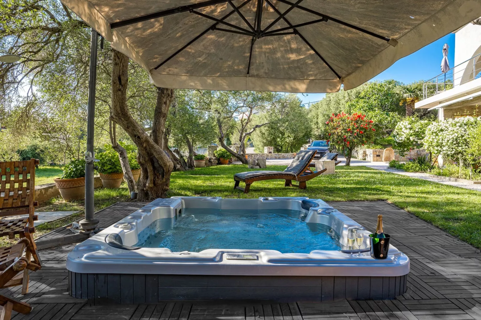 Blanka N2 - Shared Jacuzzi, Magical Garden-Facilities