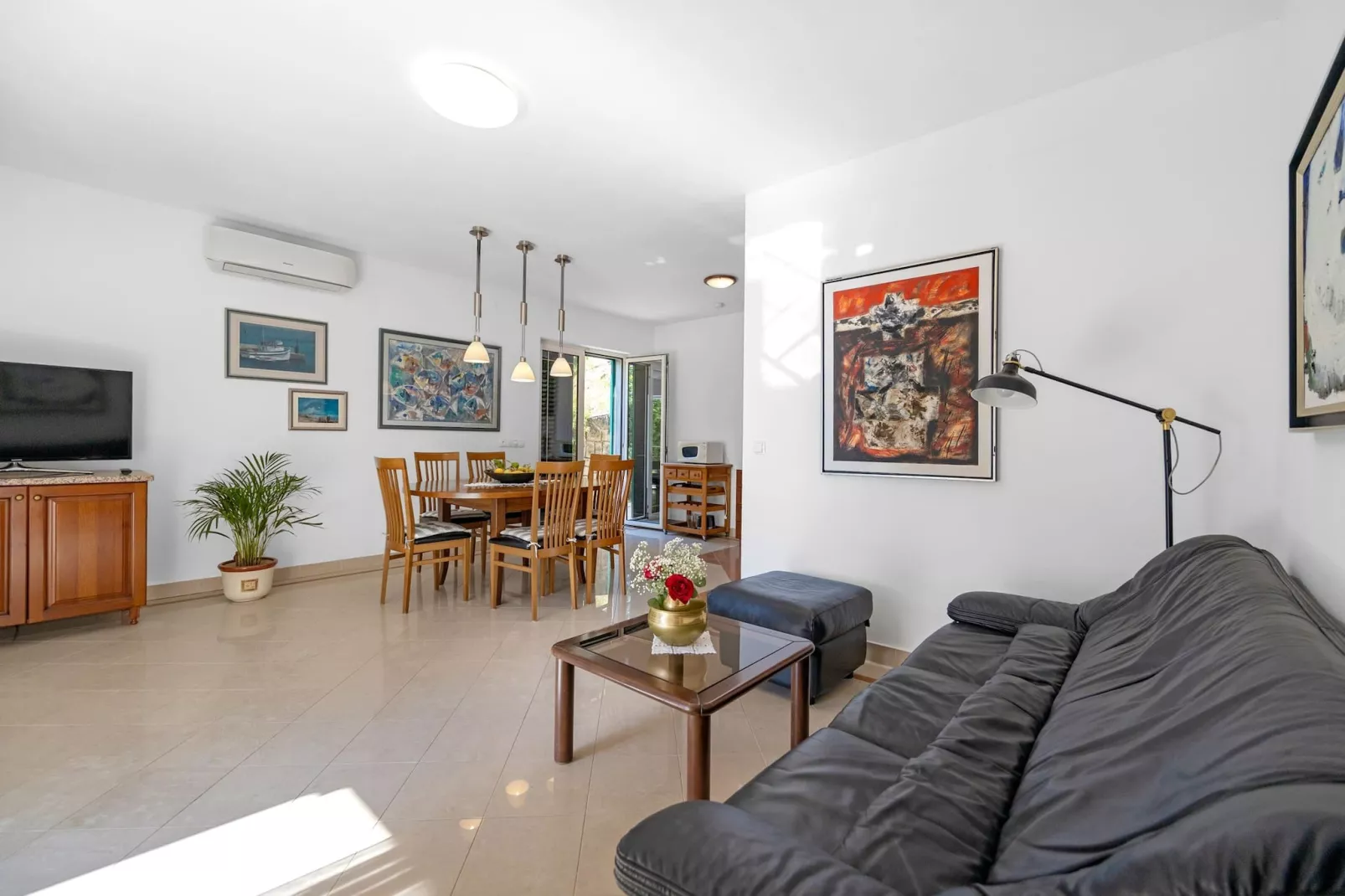 Blanka A1 - Shared Jacuzzi, Magical Garden-Living room
