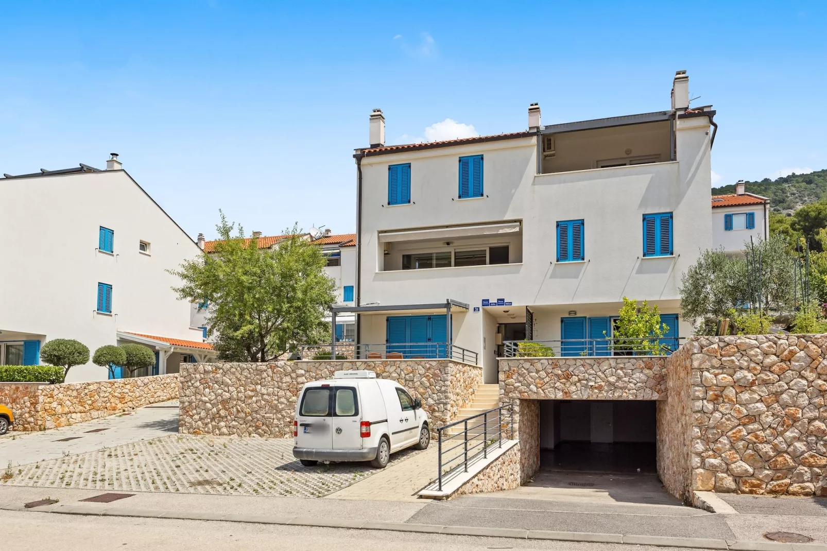 Apartment Paula with Sea View