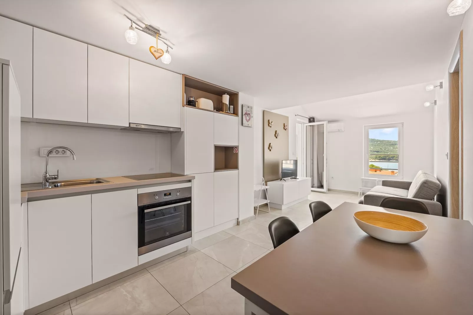 Apartment Paula with Sea View-Küche