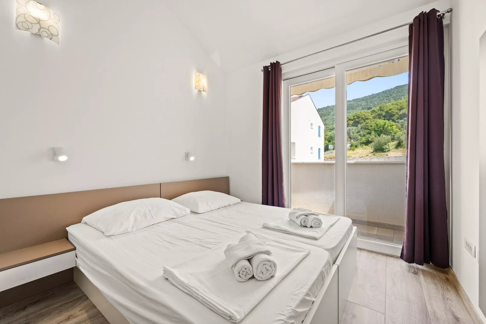 Apartment Paula with Sea View