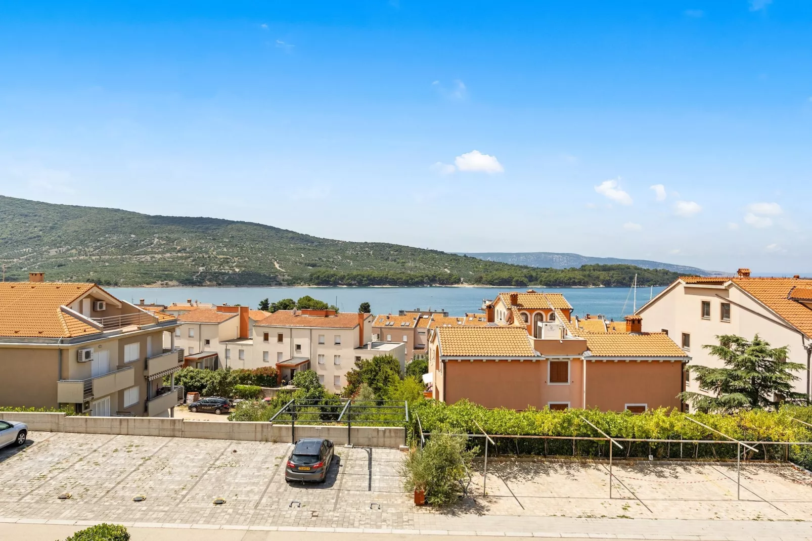 Apartment Paula with Sea View-Außenbereich