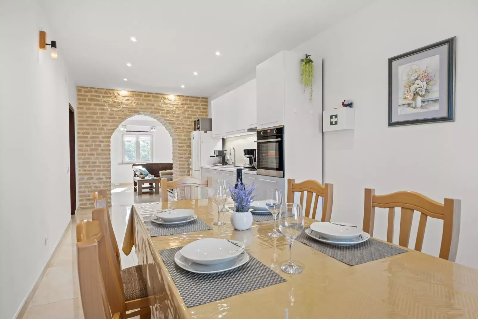 Kristijan & Jelena - Pool, Jacuzzi, Playground-Dining room