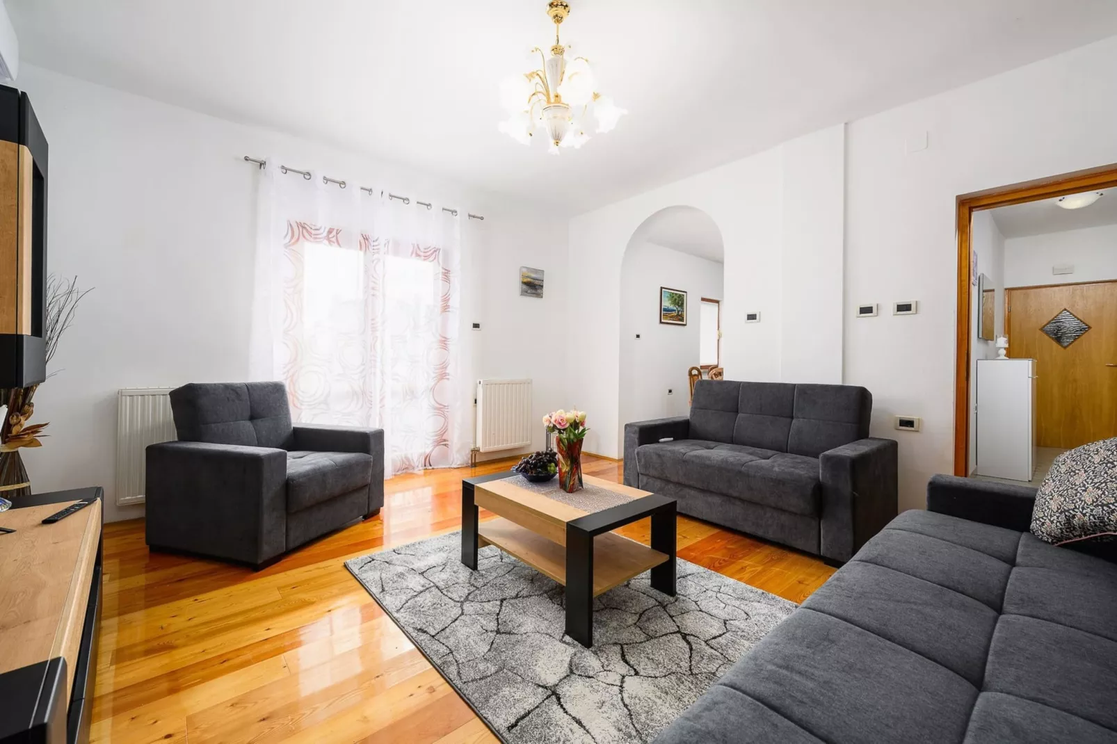 Apartment Lara with Swimming Pool - Paradiz-Wohnzimmer