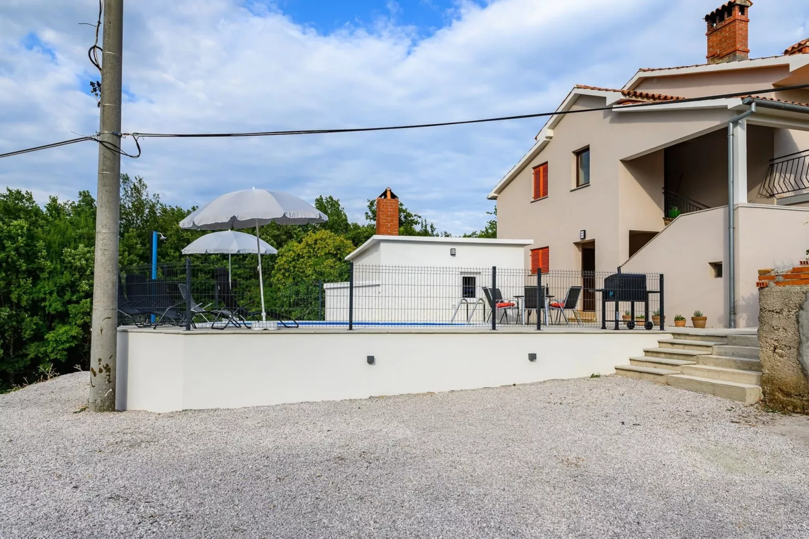 Apartment Lara with Swimming Pool - Paradiz-Außenbereich